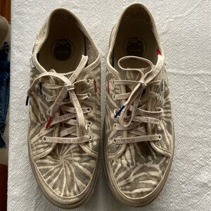 Sanuk sneakers Grateful Dead men’s size 11